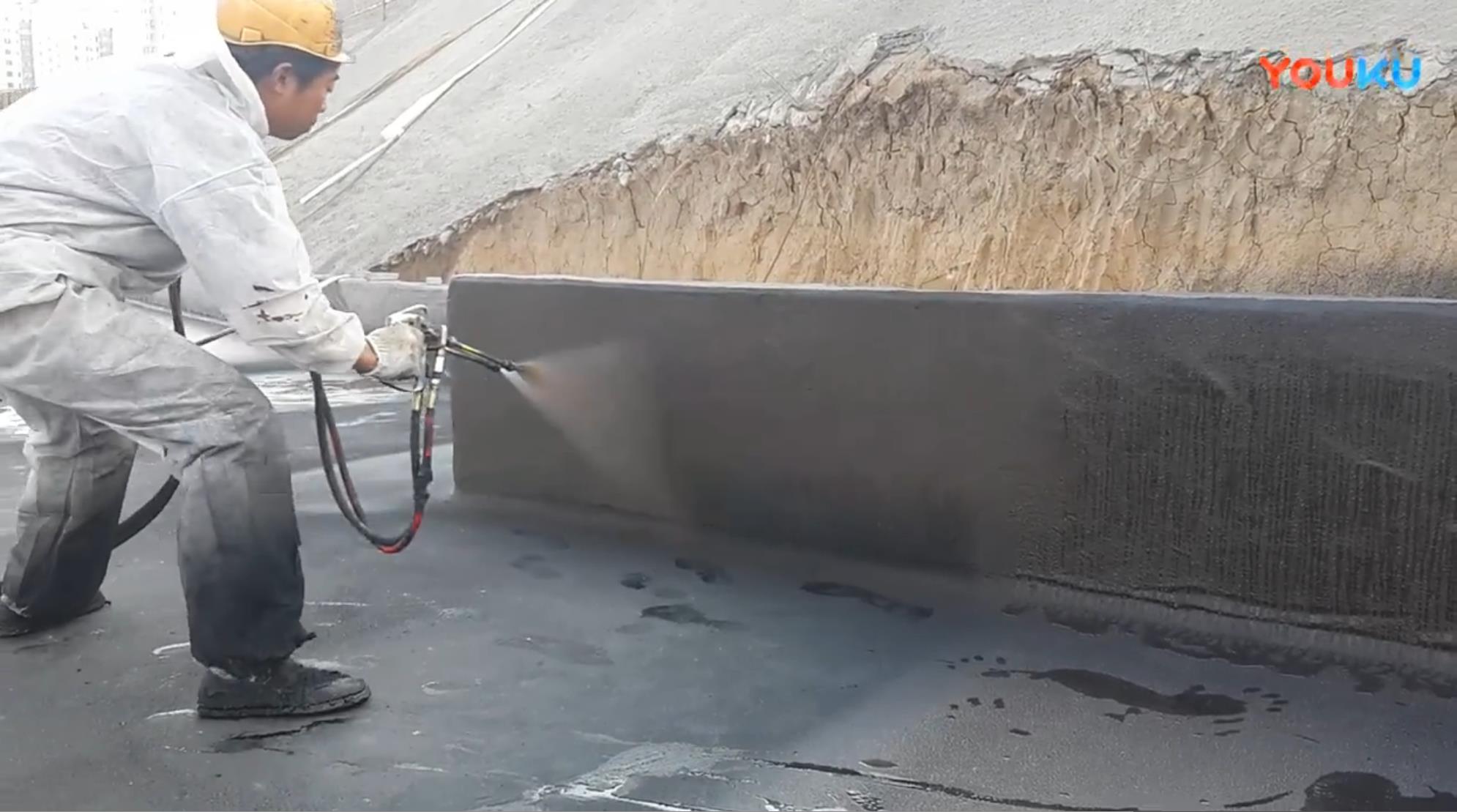 噴涂速凝導墻噴涂示范